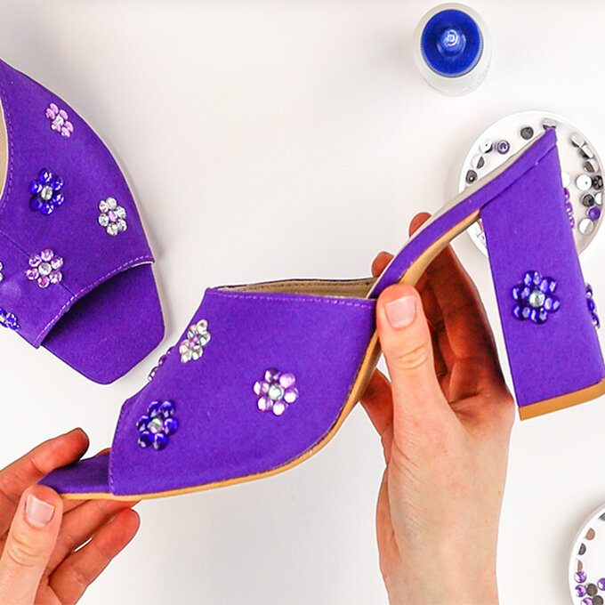 How to Personalise Shoes Hobbycraft